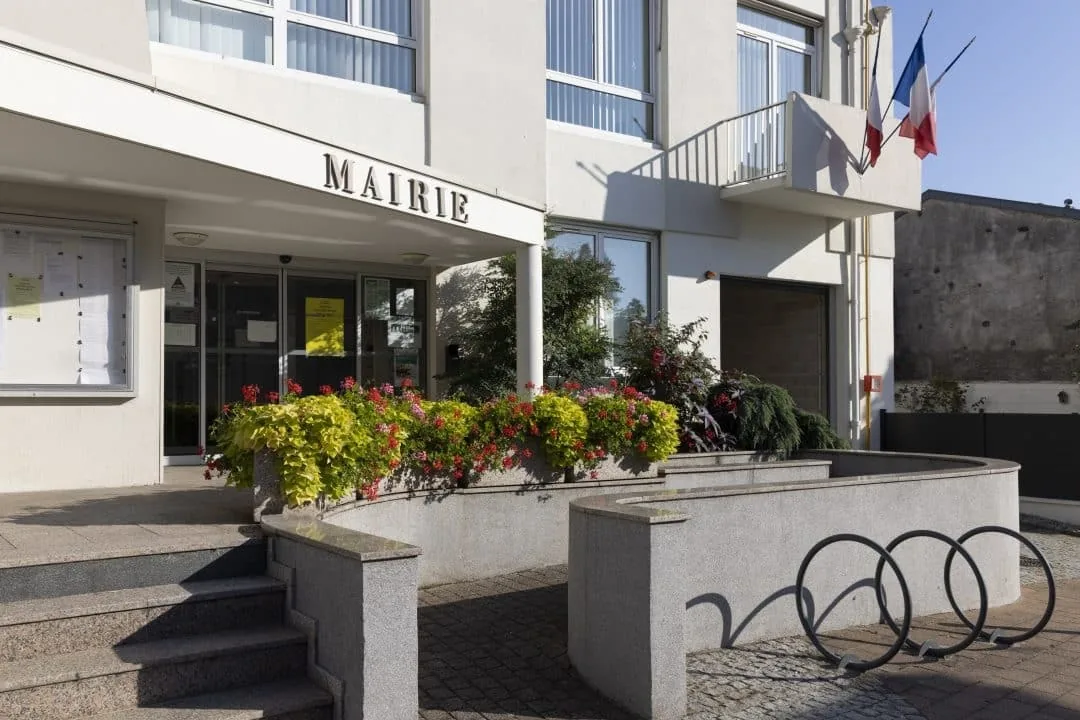 imgi_7_heillecourt-mairie2-1080x720