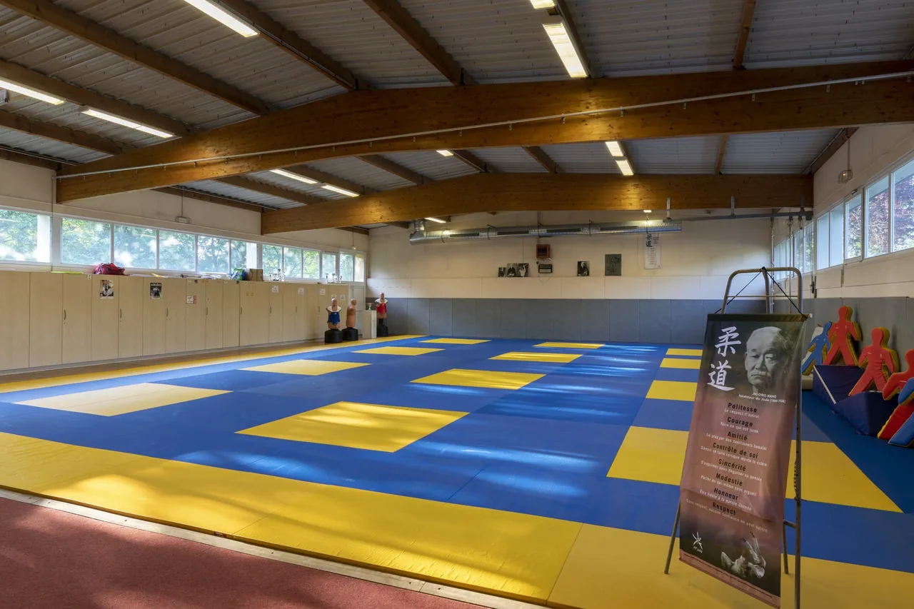imgi_81_ville-de-heillecourt-salle-GToussaint-scaled